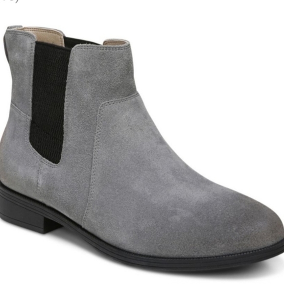 vionic chelsea boots